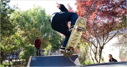 02Skate01-600