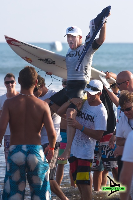 Mickfanning Win