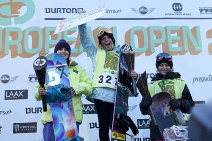 Wmnpodium Beo Moran 7446