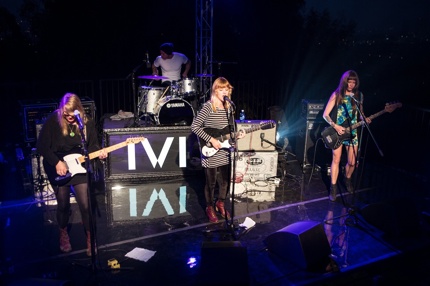 10-Ivi Launch Bleached Performance