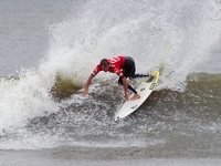 845458-Quiksilver-Pro-New-York