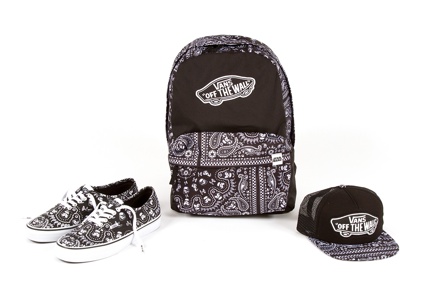 Vans-X-Star-Wars -Stormtrooper-Bandana-Accessories-Collection