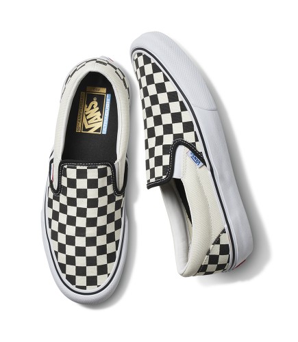 Vans_Sp16_Skate_CLASSIC-SLIP-ON WhtCheckerbrd_Pair