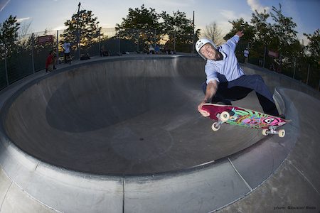 gonz_fs_nosegrab_grind_nyc_2015_photo_reda_5446380